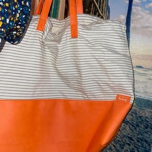 Beautiful Bag! Like New Condition. Lightweight and spacious.